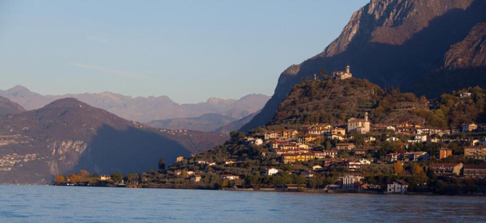 Casa Madali' - Nel Borgo Apartment มาโรเน ภายนอก รูปภาพ
